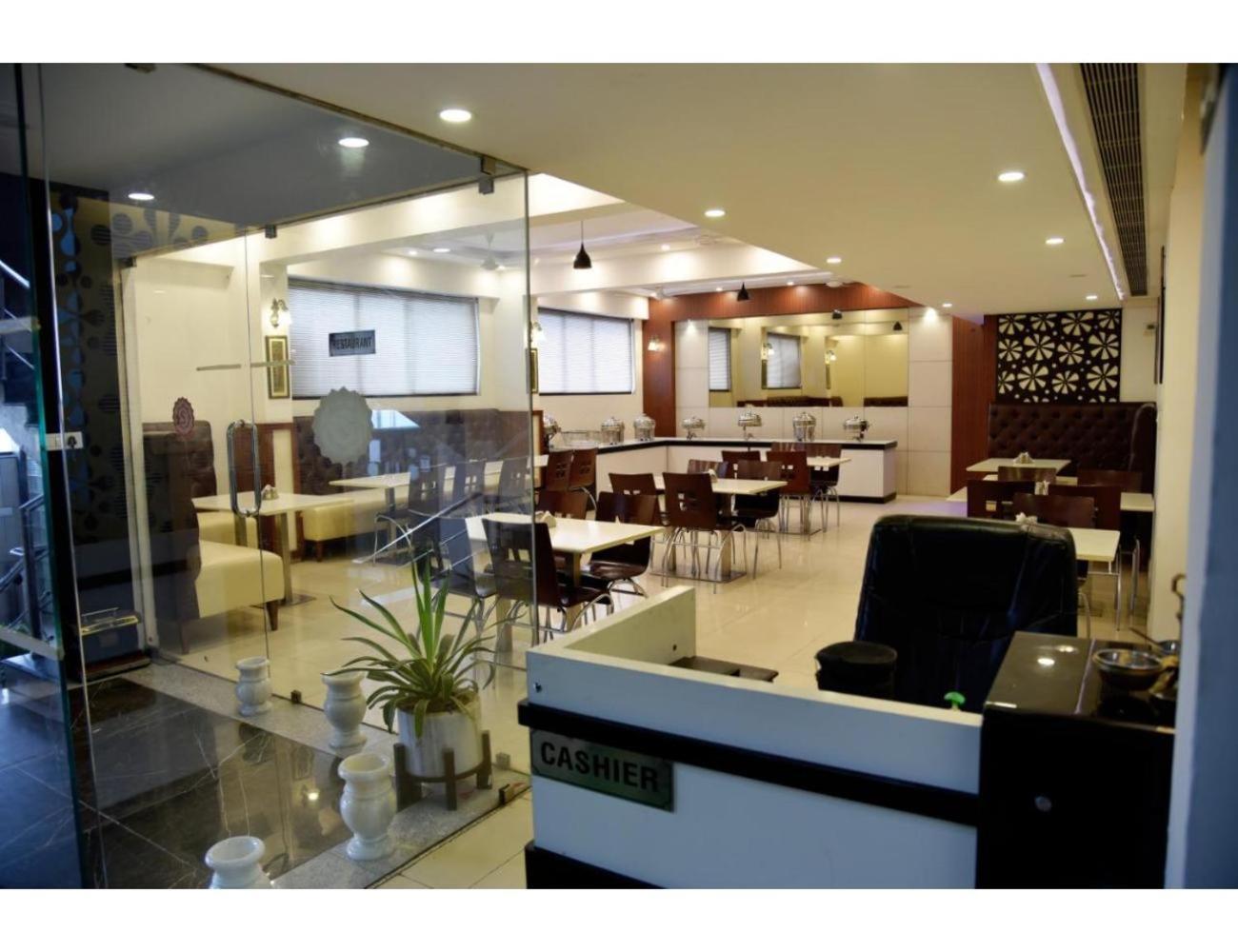 Homestay Shree Residency, *